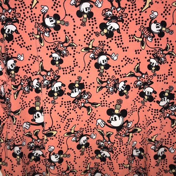 NWT Minnie Mouse LuLaRoe Top - Picture 3 of 4